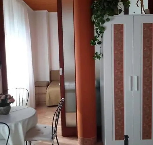 Le Tre Sorelle A Testaccio Отель типа "постель и завтрак" Рим