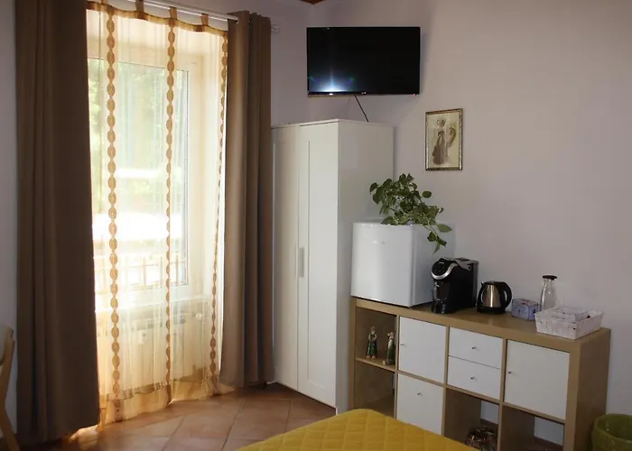 Отель типа "постель и завтрак" Le Tre Sorelle A Testaccio 3*