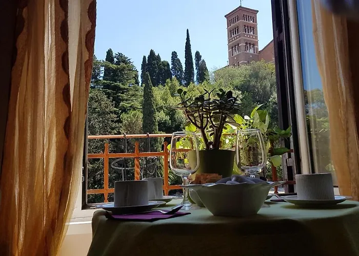 Отель типа "постель и завтрак" Le Tre Sorelle A Testaccio